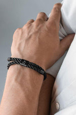 Load image into Gallery viewer, Little Lewis Twist Bracelet